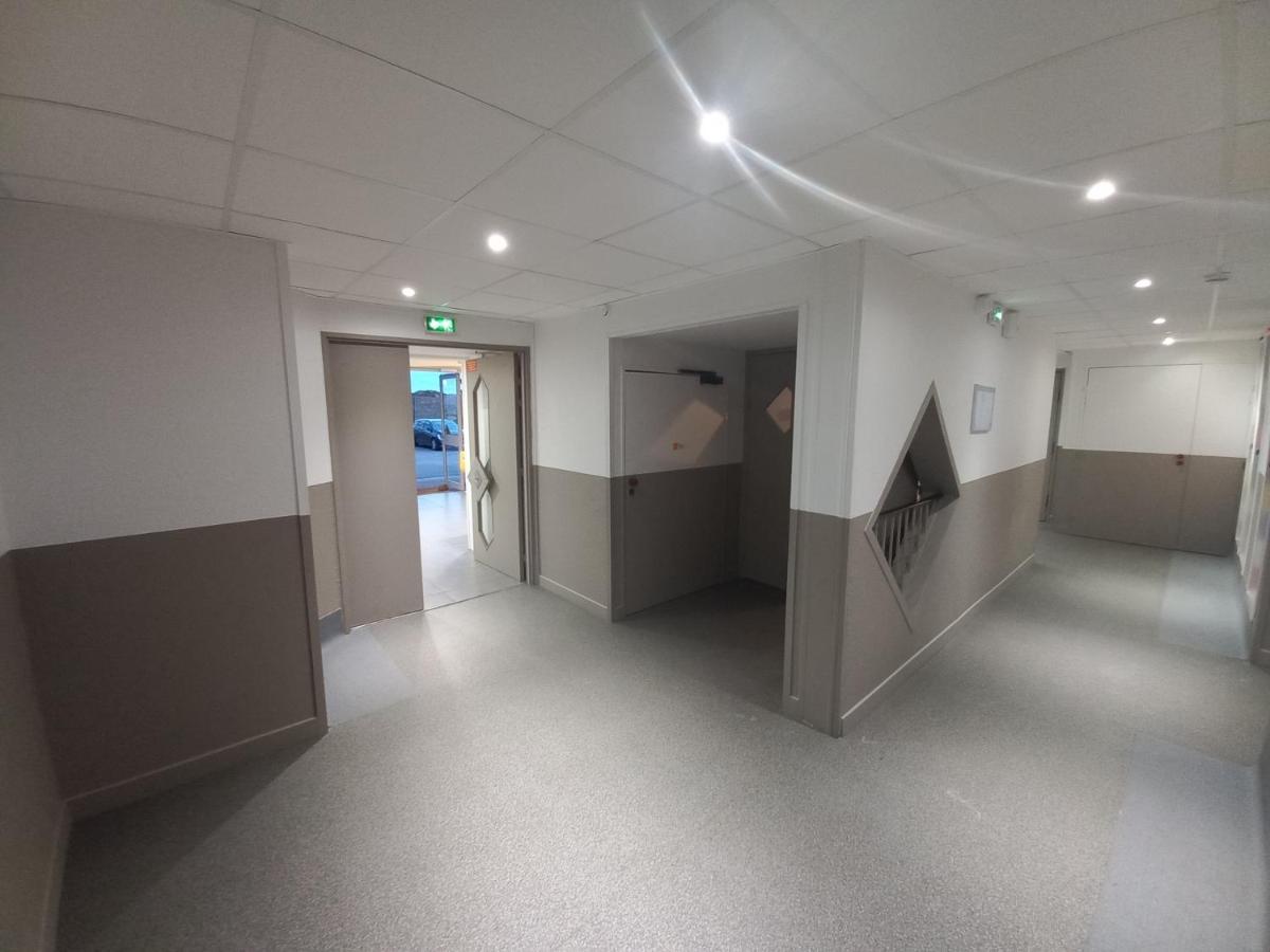 Premiere Classe Evry Sud - Mennecy Ormoy Exterior photo